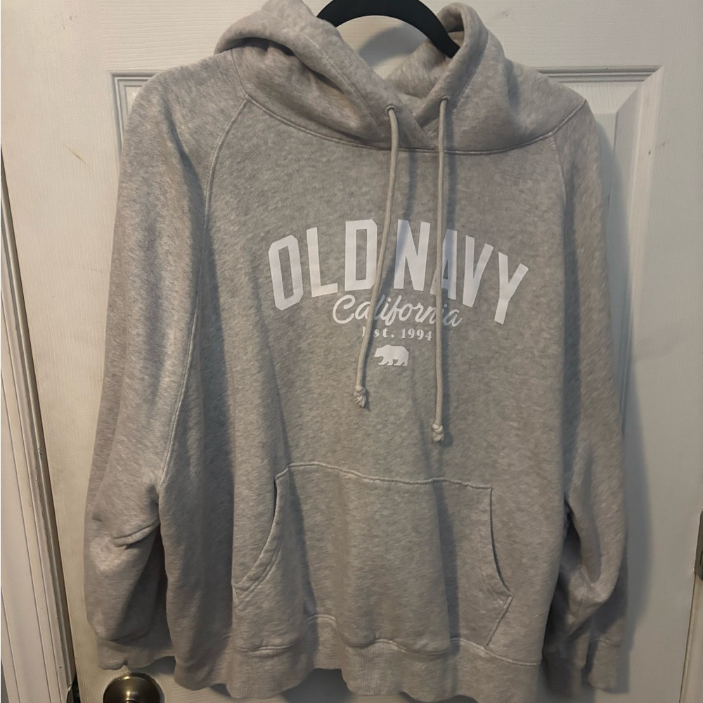 Old Navy Light Gray Sweatshirt